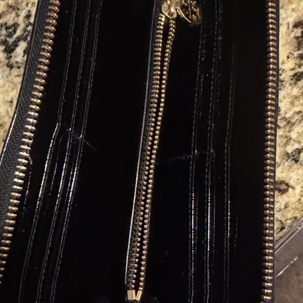 Tory Burch Black and Gold Embossed Wallet - Picture 7 of 10